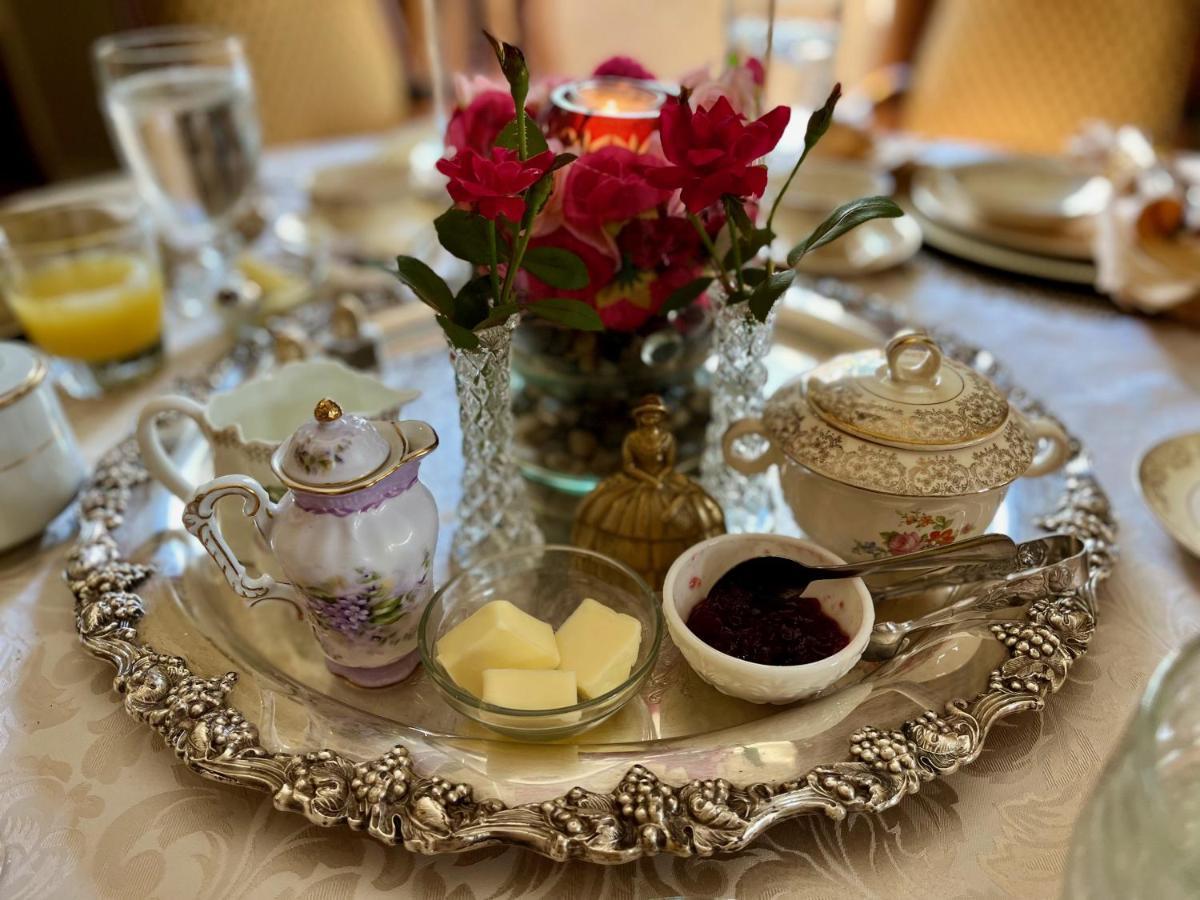 Bed and Breakfast The Beaumont House Натчез Екстер'єр фото