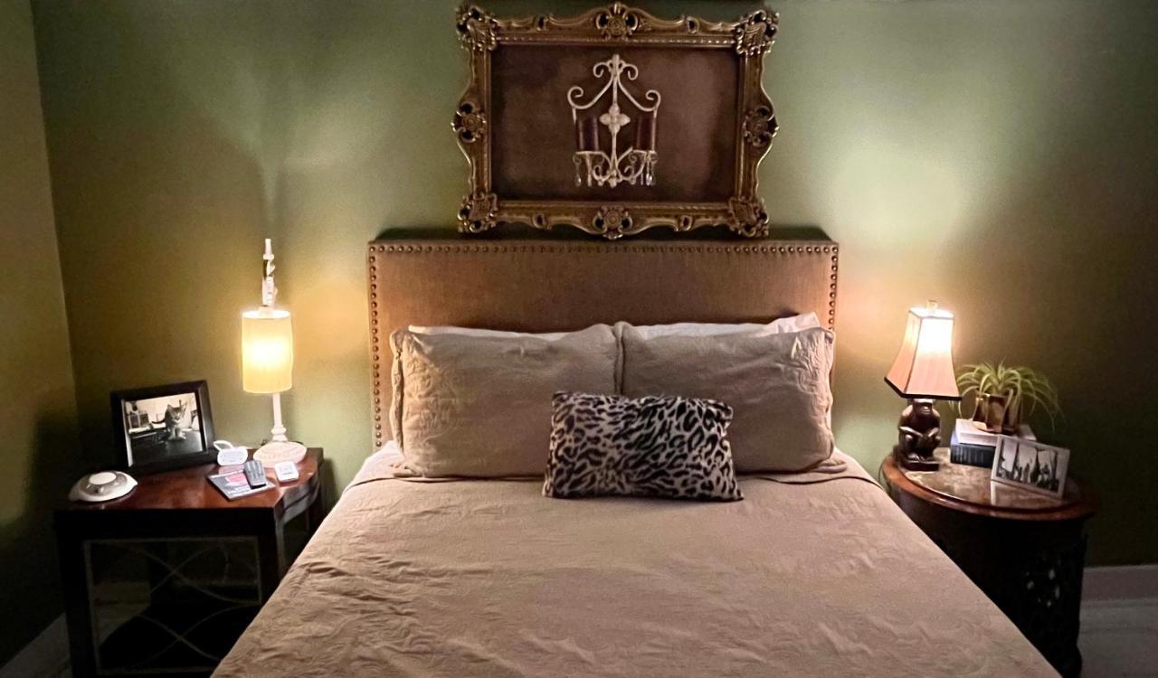 Bed and Breakfast The Beaumont House Натчез Екстер'єр фото